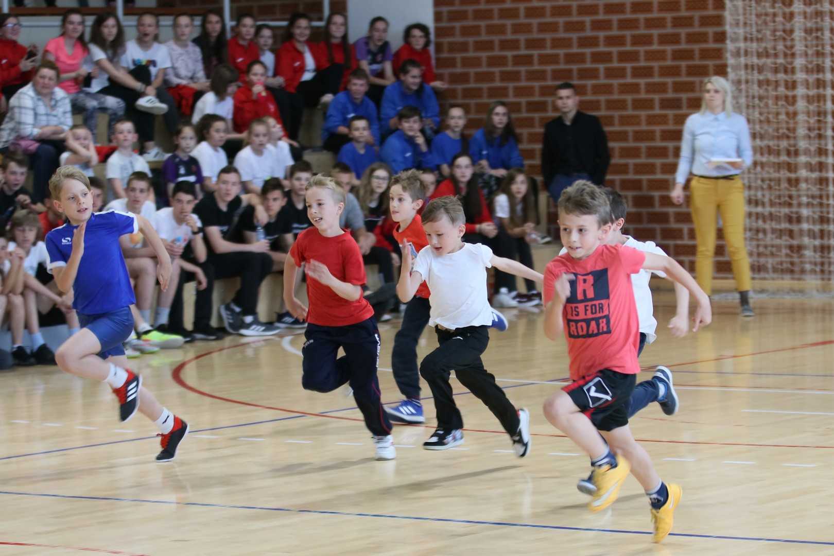 Međunarodni dan sporta u Đurđevcu obilježilo oko 300 djece i proslavljeni Hrvatski olimpijac Filip Ude